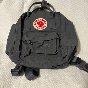 Fjallraven Kanken Mini Backpack